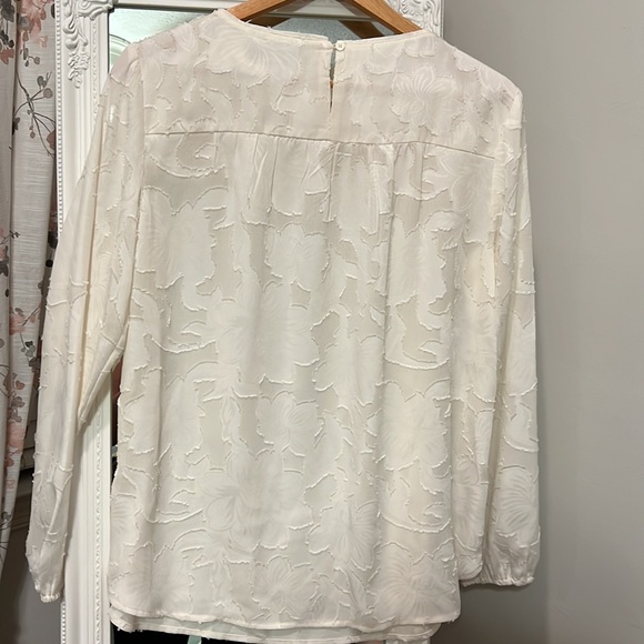 Loft Cream Blouse Size M - Picture 2 of 6